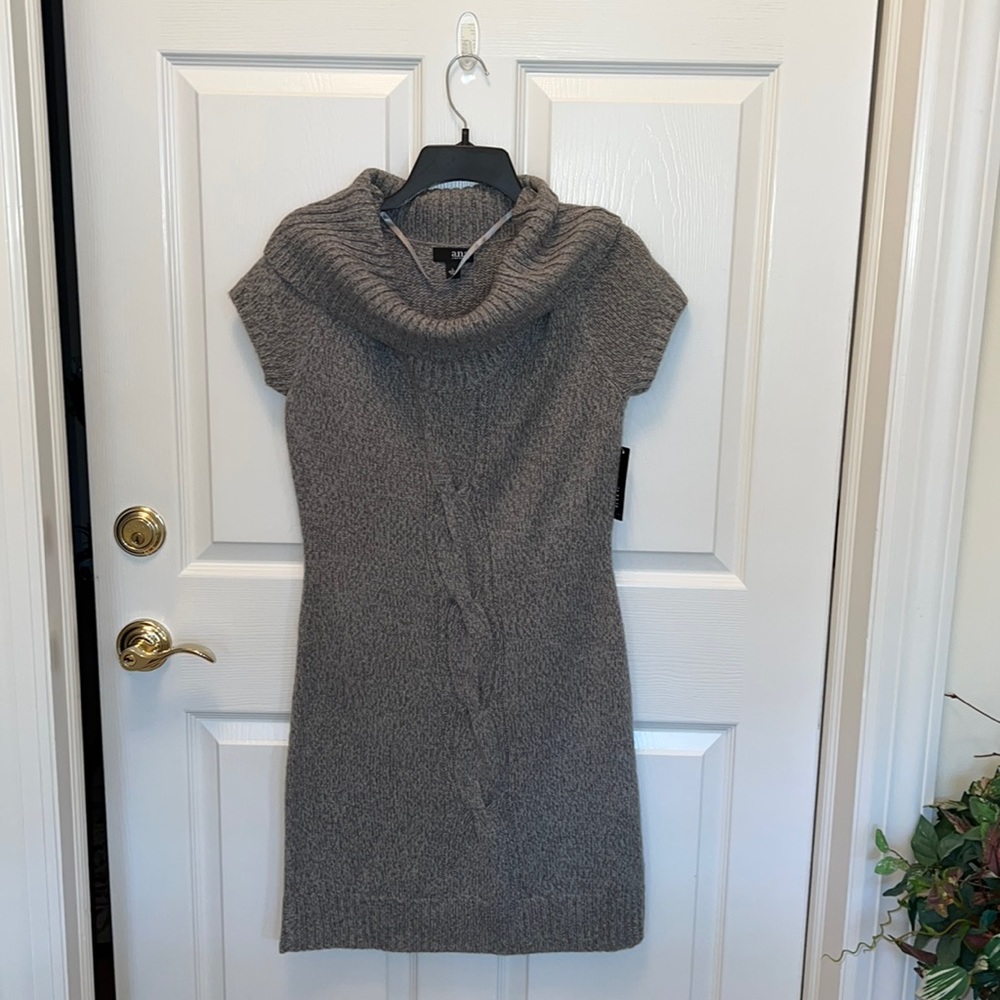 Women’s gray sweater dress